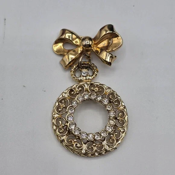 Coro Vintage Bow Pendant Brooch Circle Rhinestones‎ Gold Tone Vintage Jewelry